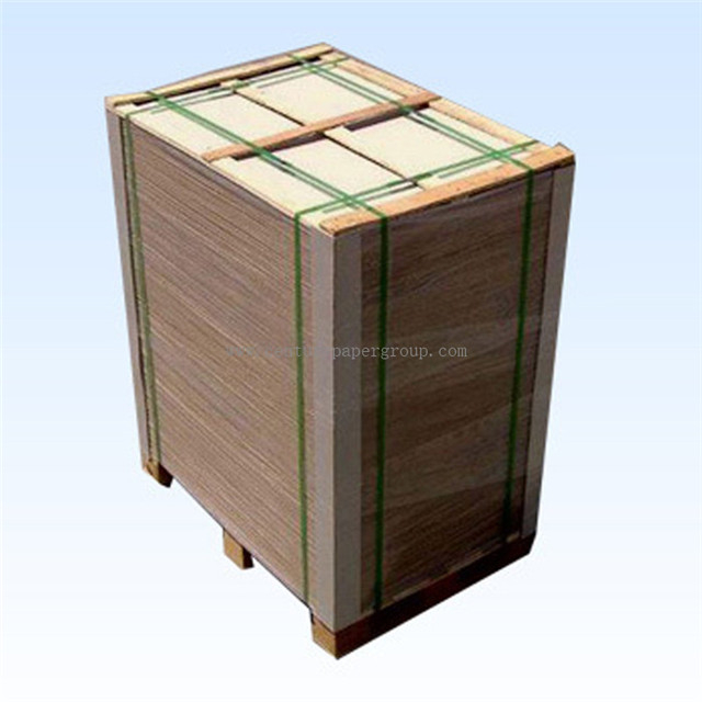 Tablero dúplex revestido Papel con reverso gris de Papel reciclado